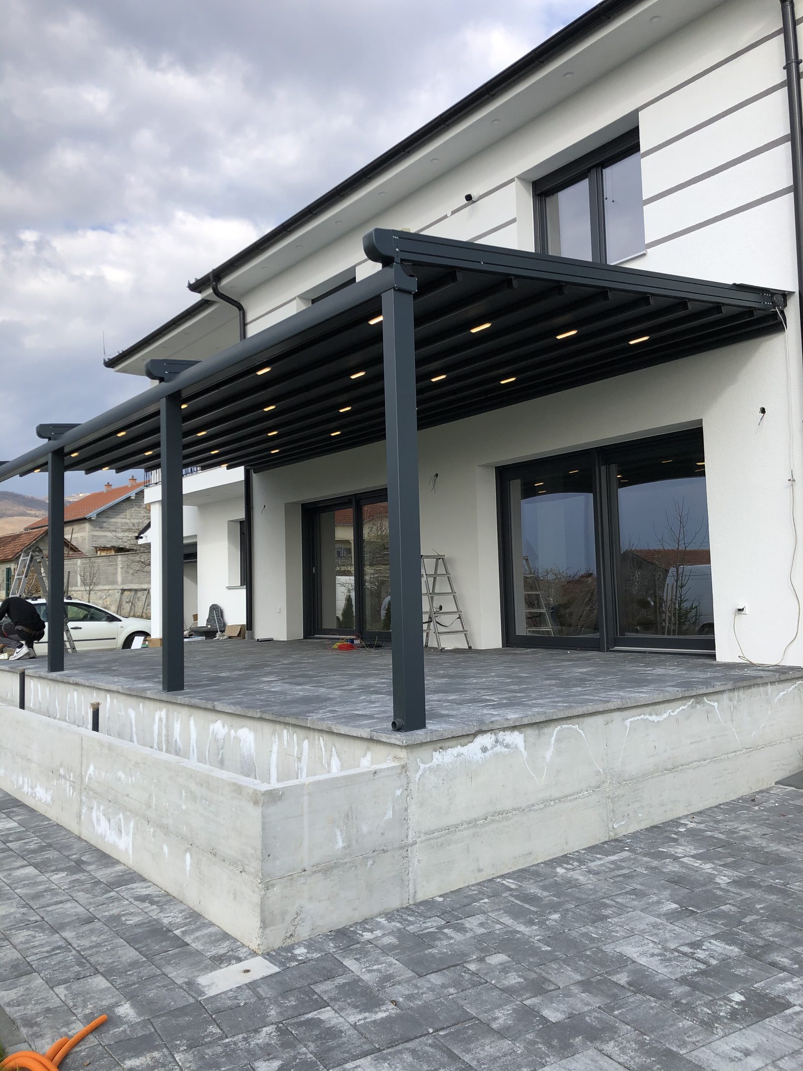 Pergolë premium — instalim real